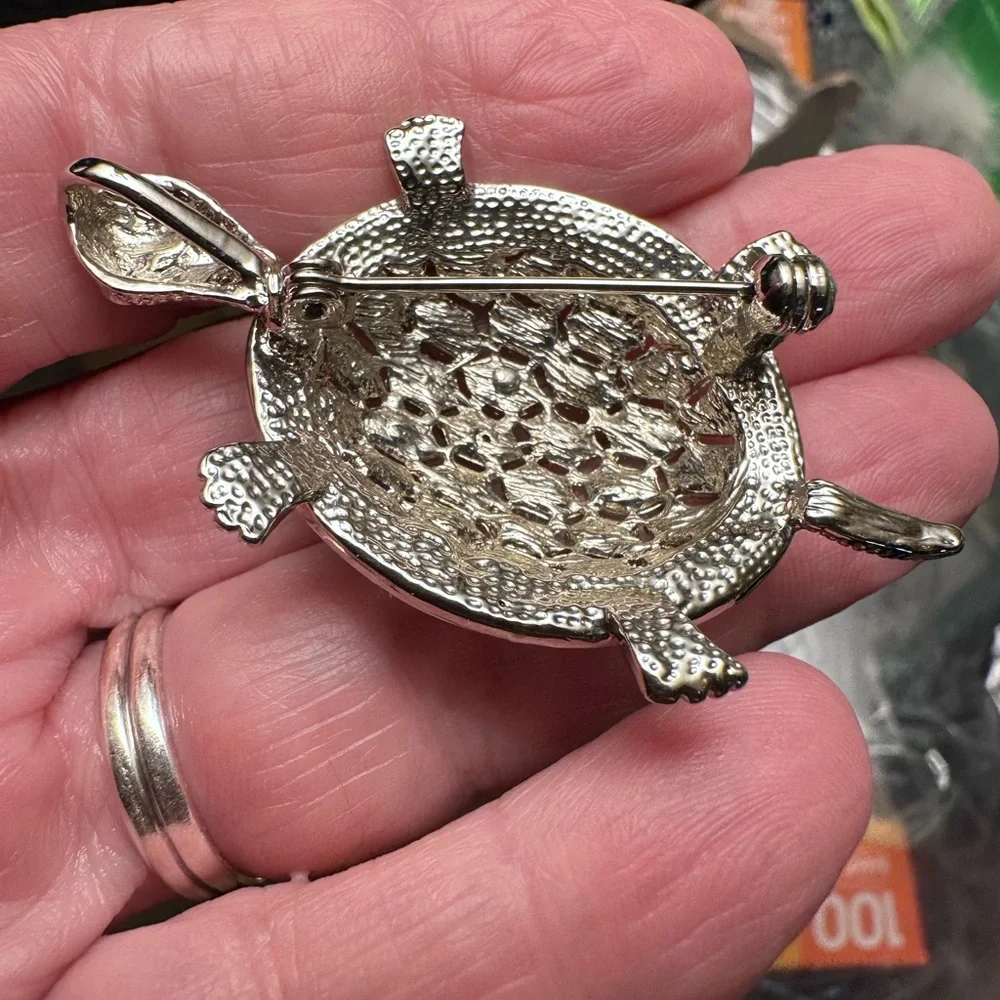 N/A enamel breaks made